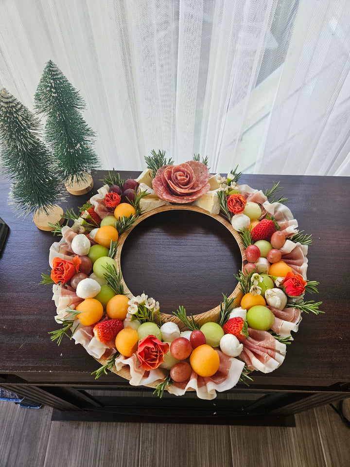 Christmas Charcuterie Wreath